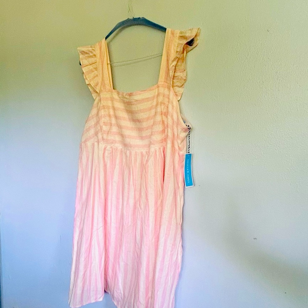 Draper James Babydoll dress. Never worn. Make offer.